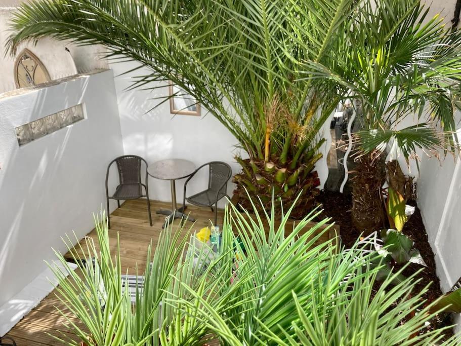 Апартаменты Brighton Palms Экстерьер фото